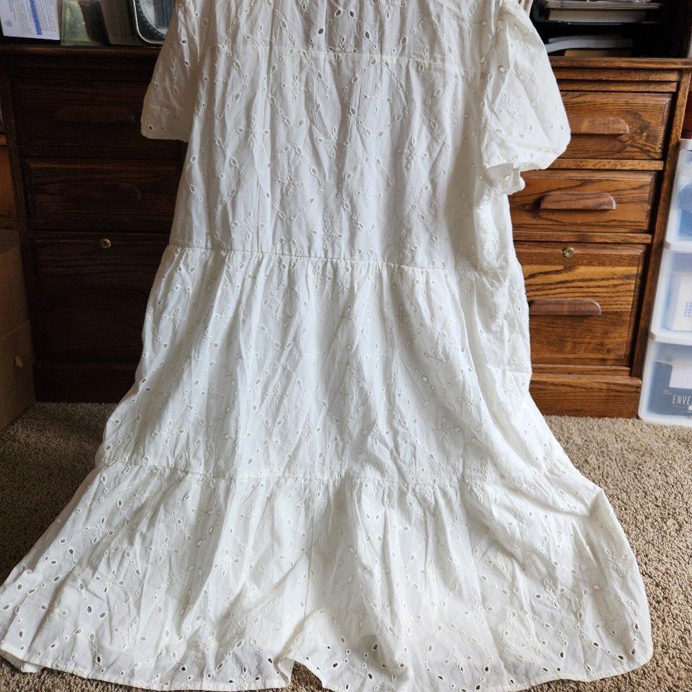 Eyelet Dress - Picture 2 of 3